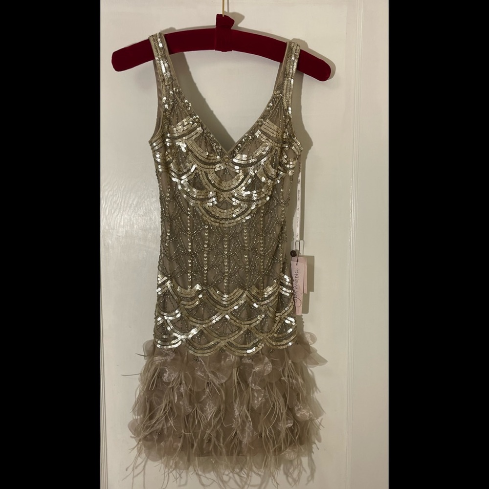 Sue Wong Nocturne Flapper Embellished Cocktail Dress NWT. Sz 0, Gold and beige.